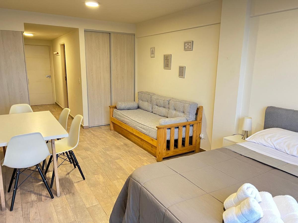 Apartamento Ari Aparts *