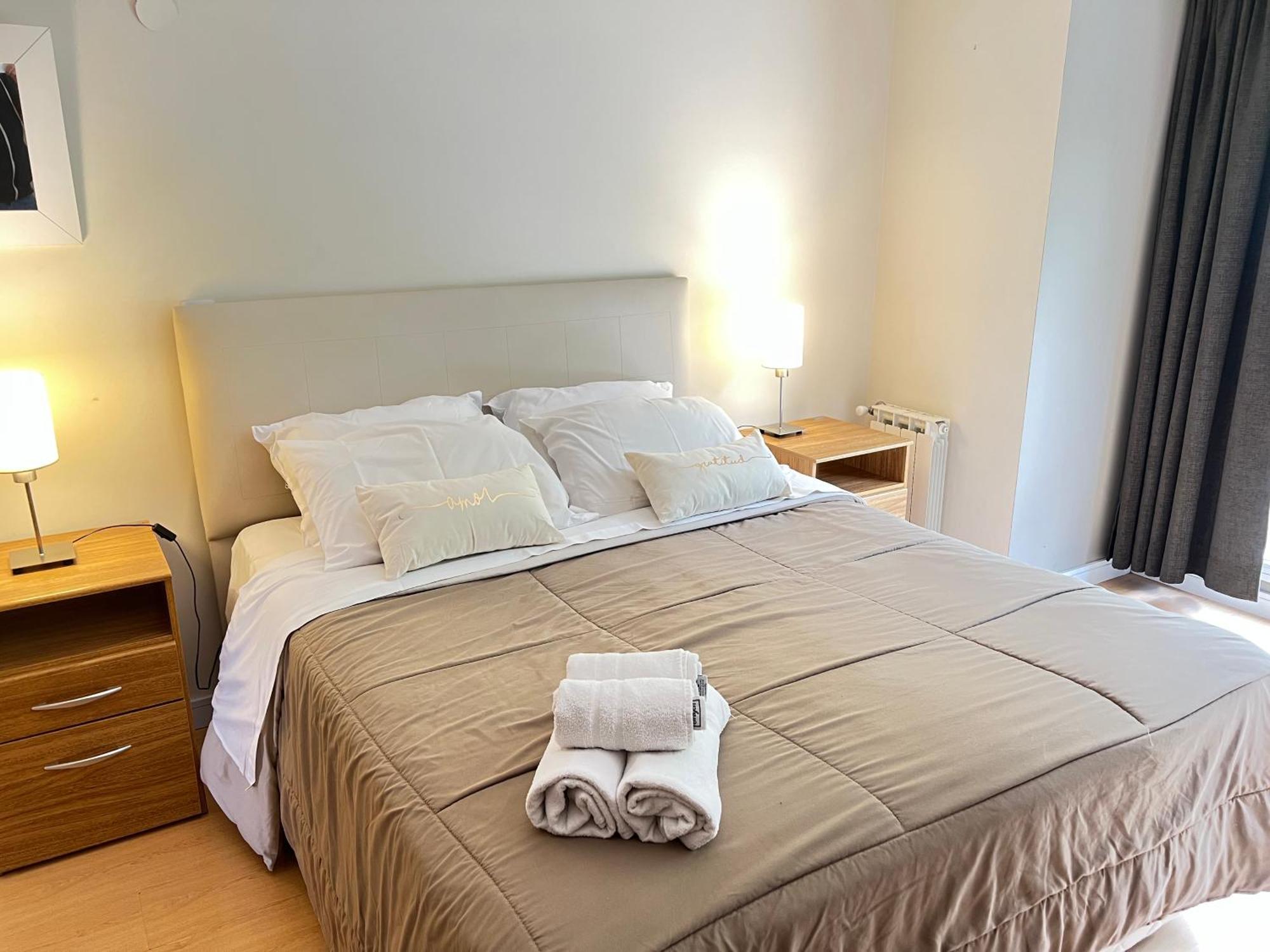 Apartamento Ari Aparts *